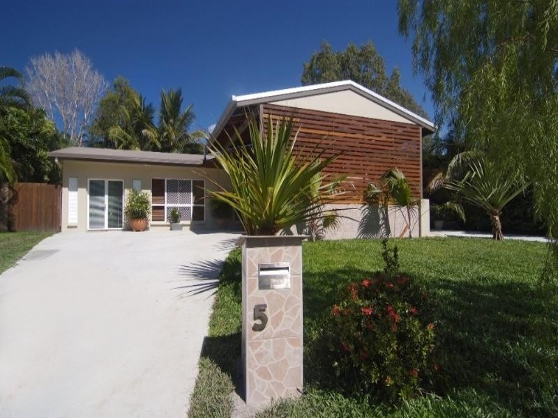 Kewarra Beach QLD 4879