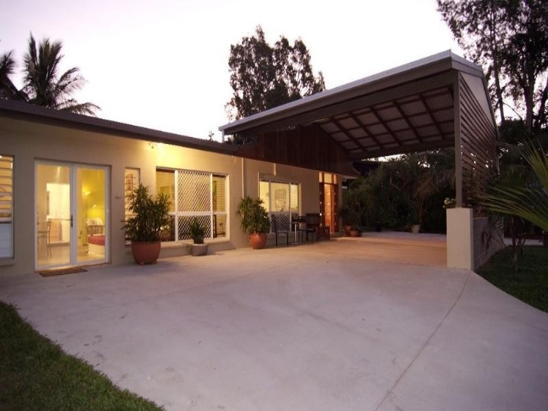 Kewarra Beach QLD 4879