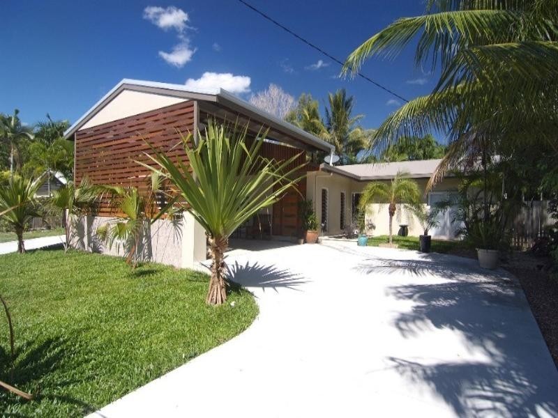 Kewarra Beach QLD 4879