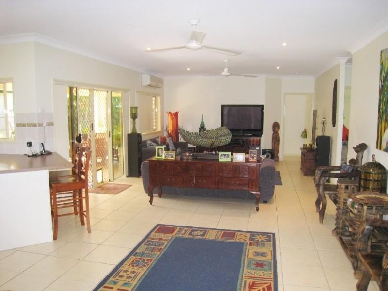 Kewarra Beach QLD 4879