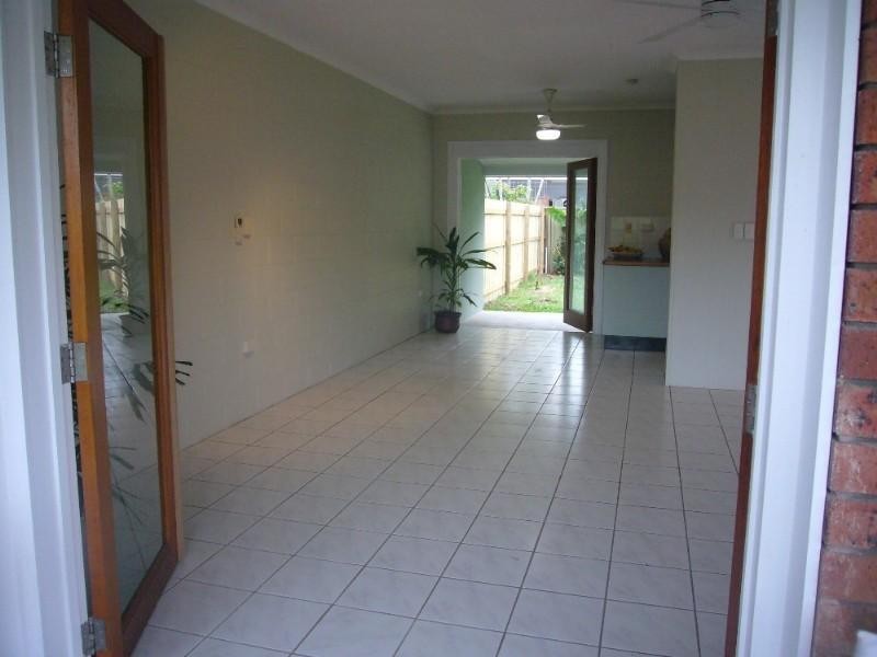 Kewarra Beach QLD 4879