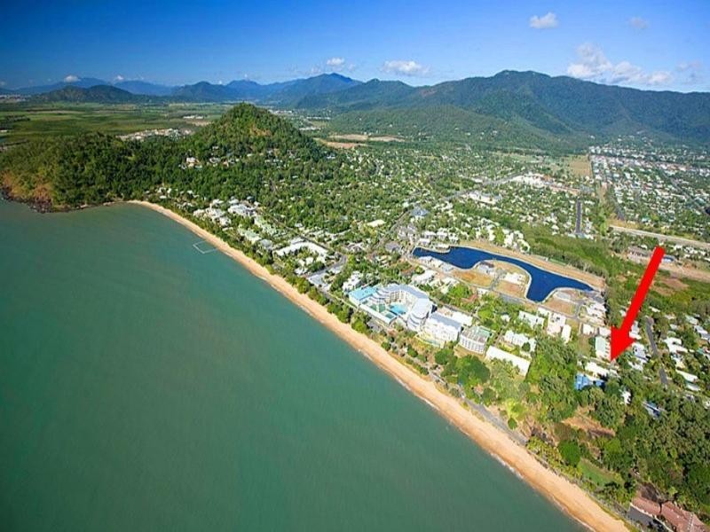 Trinity Beach QLD 4879