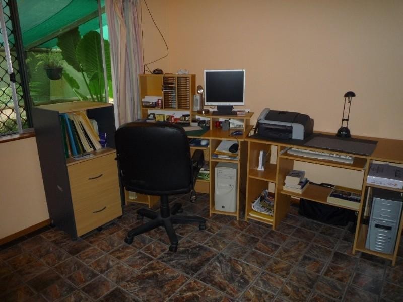 Holloways Beach QLD 4878