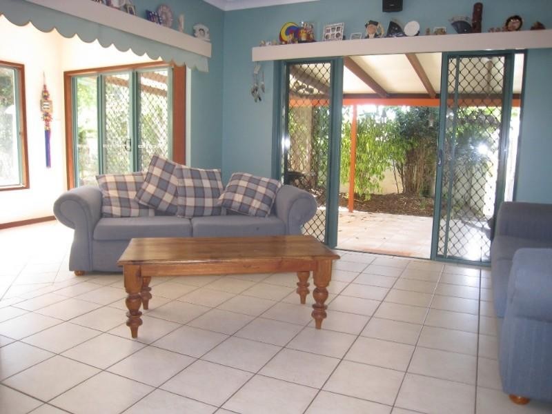 Clifton Beach QLD 4879