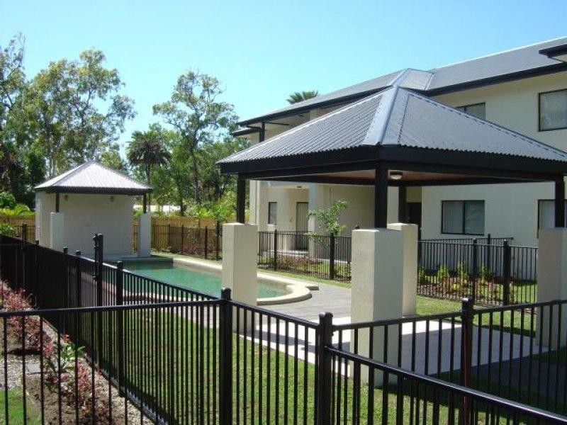 11/12 Oyster Court, Trinity Beach QLD 4879