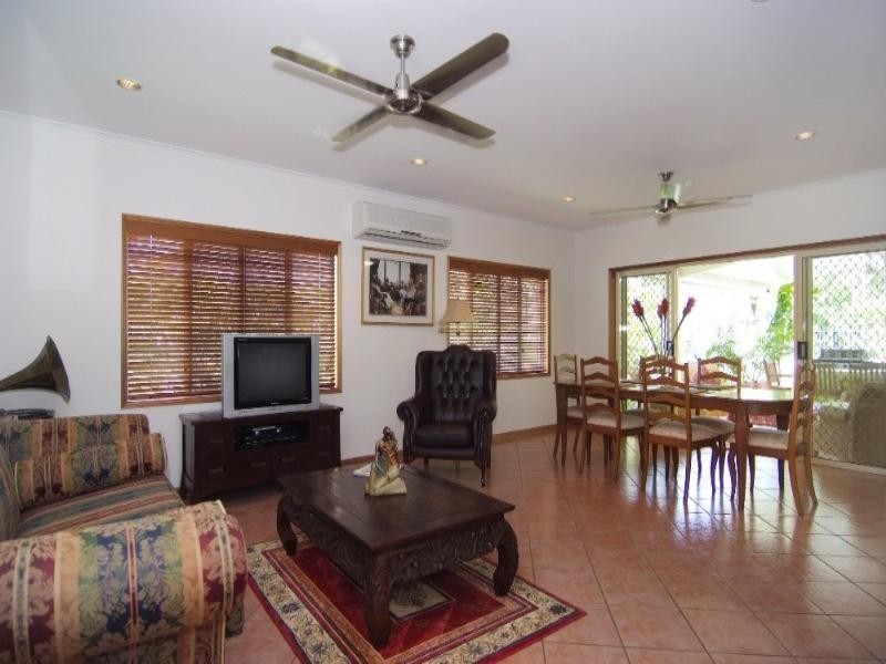 Kewarra Beach QLD 4879