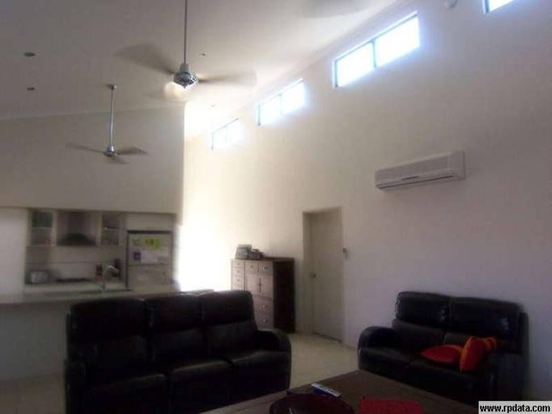 40 Shamrock Avenue, Brinsmead QLD 4870