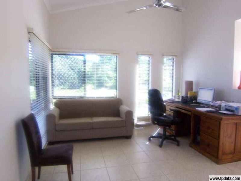 40 Shamrock Avenue, Brinsmead QLD 4870