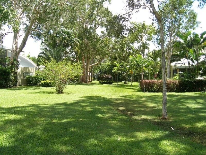 Trinity Beach QLD 4879