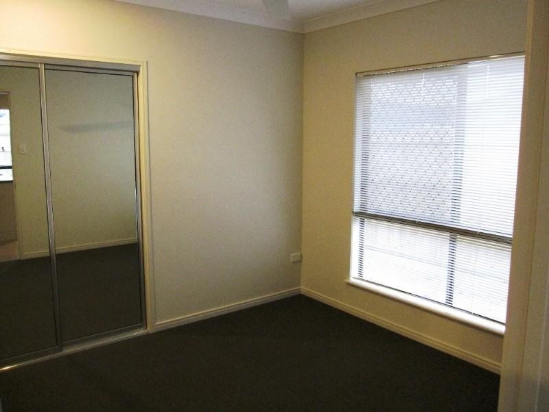 9 Totley Chase, Trinity Park QLD 4879