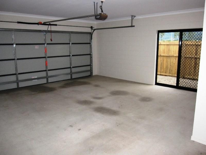 9 Totley Chase, Trinity Park QLD 4879