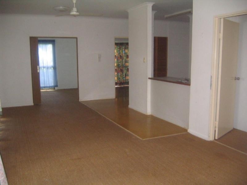 9 Dromana Close, Kewarra Beach QLD 4879