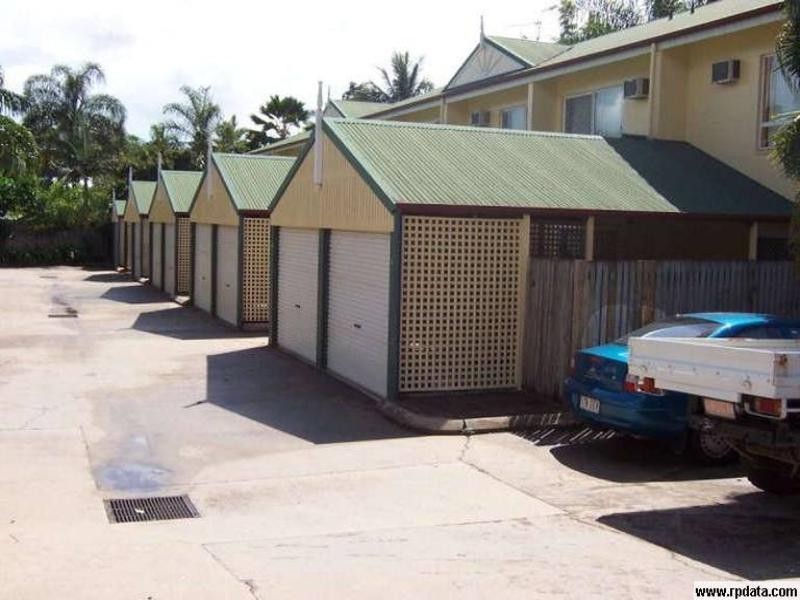 2/3-5 Tenni Street, Redlynch QLD 4870