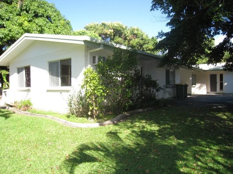 Trinity Beach QLD 4879