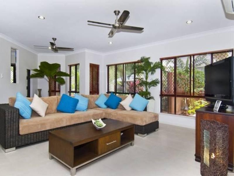 35 Iridescent Drive, Trinity Park QLD 4879