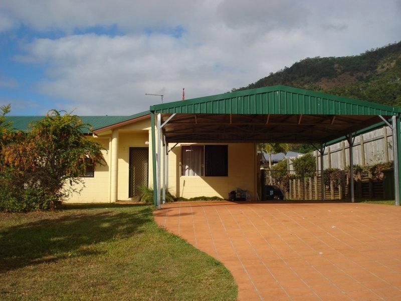 95 Jungara Road, Redlynch QLD 4870