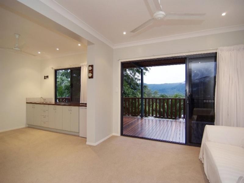 Yorkeys Knob QLD 4878