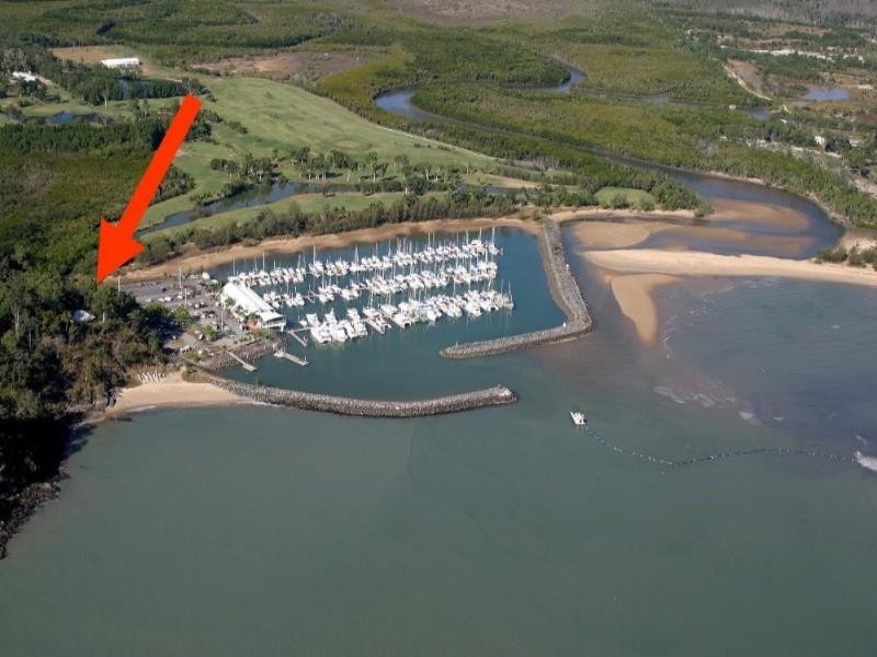 Yorkeys Knob QLD 4878