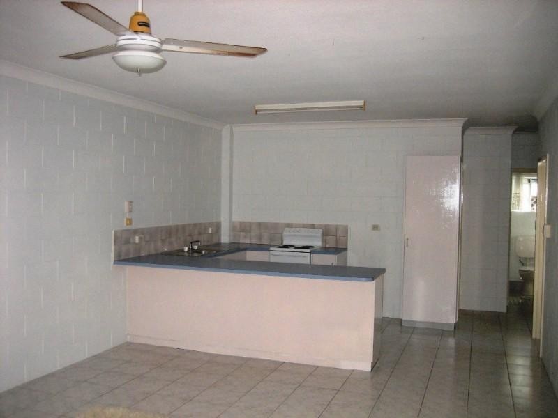 1/499 Varley Street, Yorkeys Knob QLD 4878