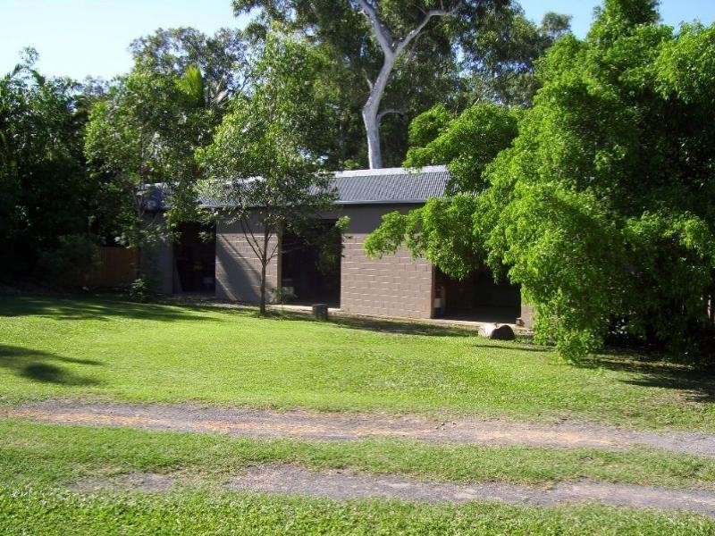 Kewarra Beach QLD 4879
