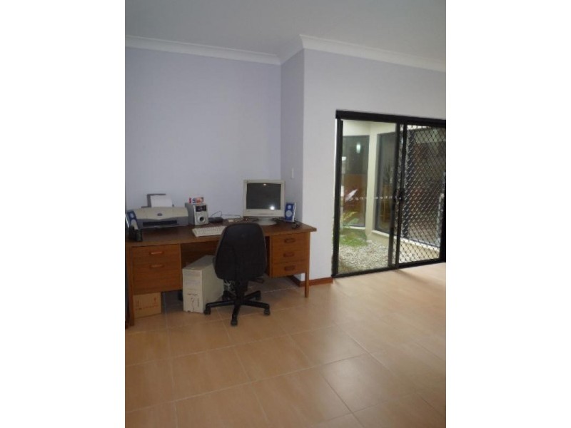 Holloways Beach QLD 4878