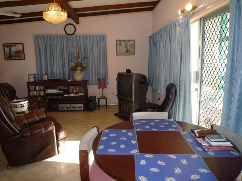 Holloways Beach QLD 4878