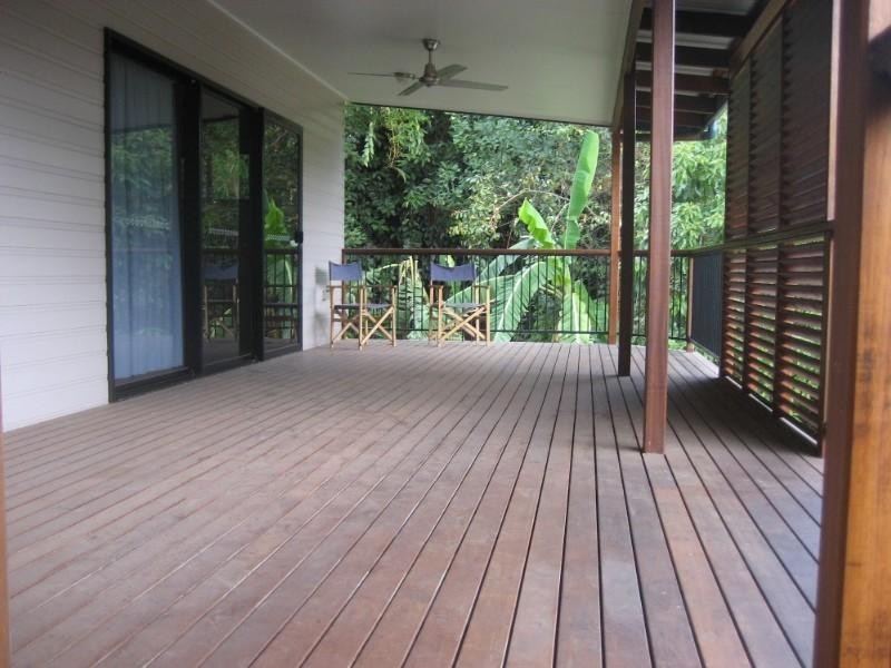 4/7 Tenni Street, Redlynch QLD 4870