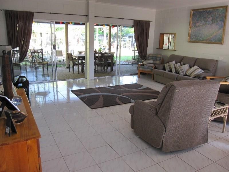 Kewarra Beach QLD 4879
