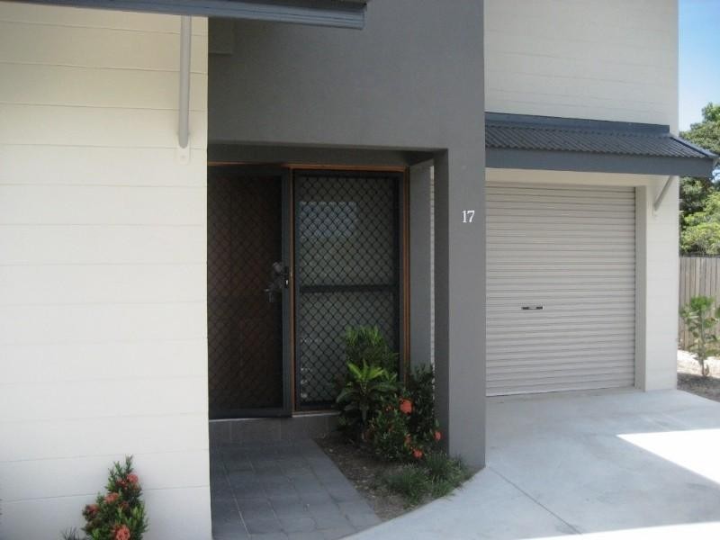 17/1766 Captain Cook Highway, Clifton Beach QLD 4879