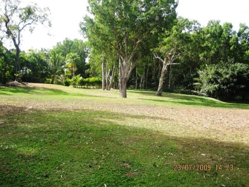 21 Hope Street, Clifton Beach QLD 4879