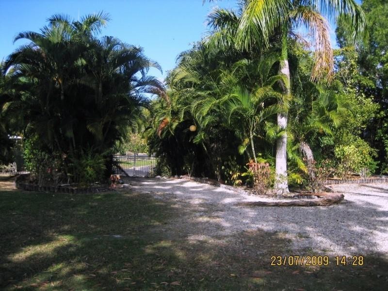 21 Hope Street, Clifton Beach QLD 4879