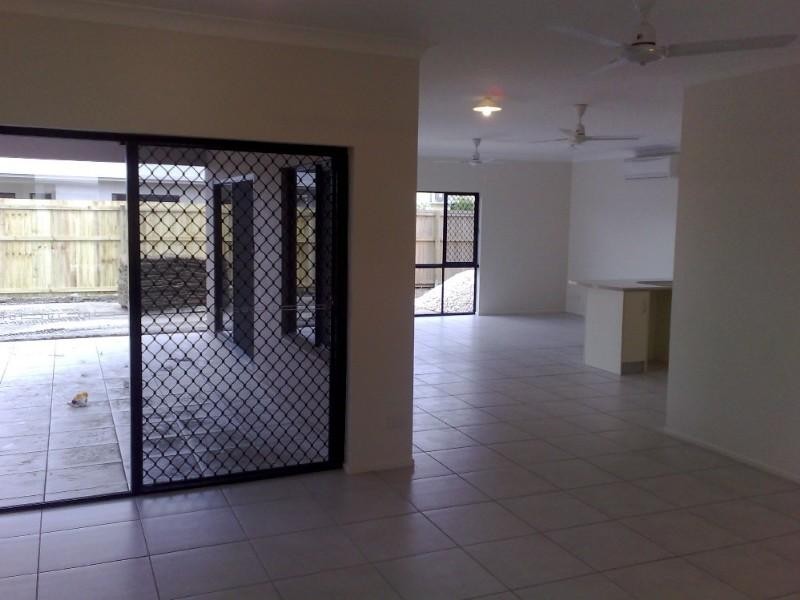7 Hulbert Street, Trinity Park QLD 4879