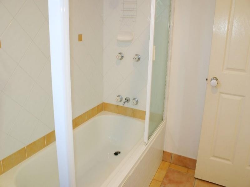 Kewarra Beach QLD 4879