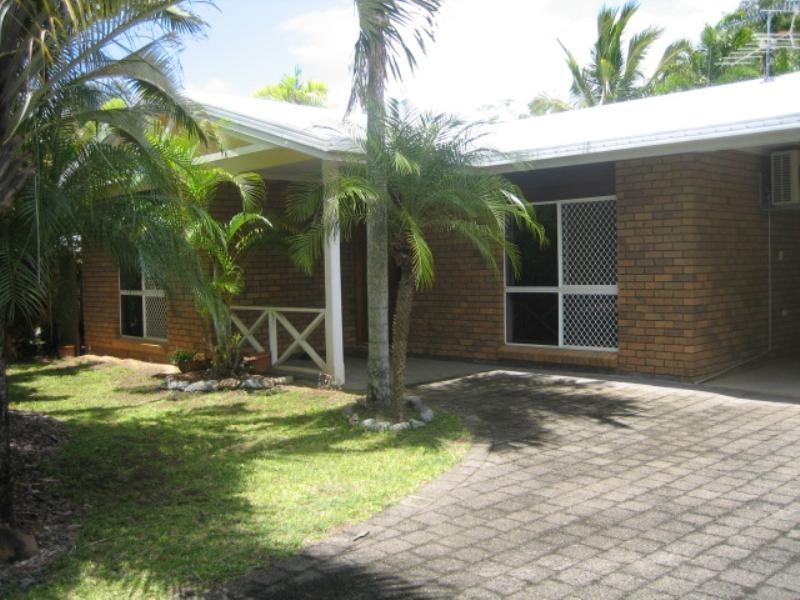 9 Krakatoa Close, Smithfield QLD 4878