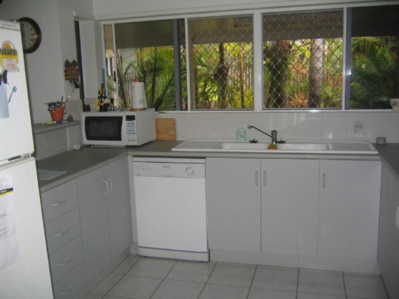9 Krakatoa Close, Smithfield QLD 4878
