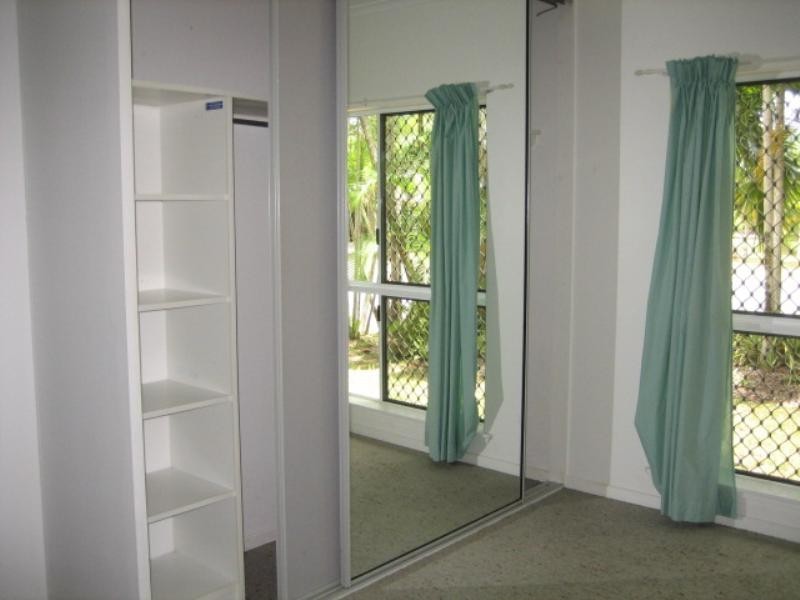 9 Krakatoa Close, Smithfield QLD 4878