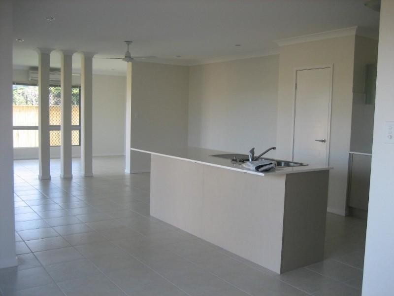 121 Roberts Drive, Trinity Beach QLD 4879