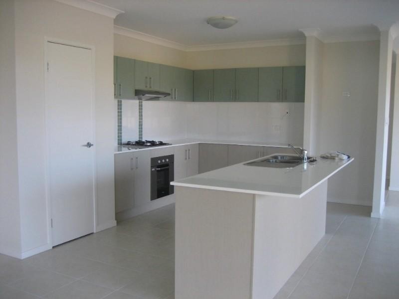 121 Roberts Drive, Trinity Beach QLD 4879