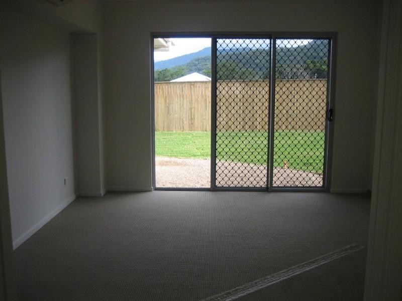 121 Roberts Drive, Trinity Beach QLD 4879