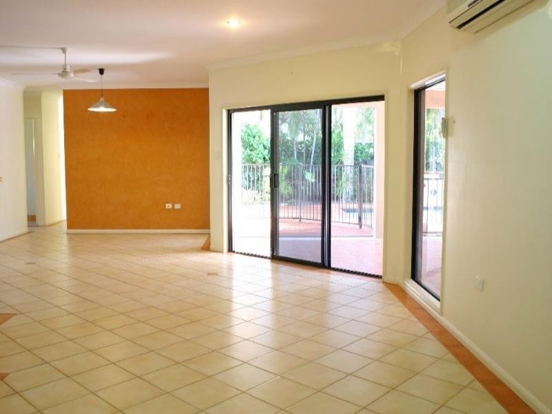 Kewarra Beach QLD 4879