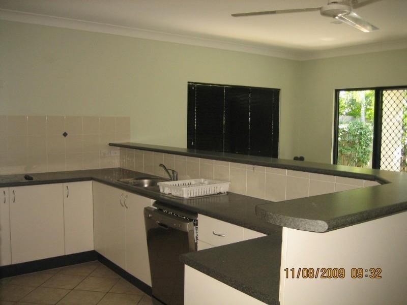 19 Cooya Street, Kewarra Beach QLD 4879