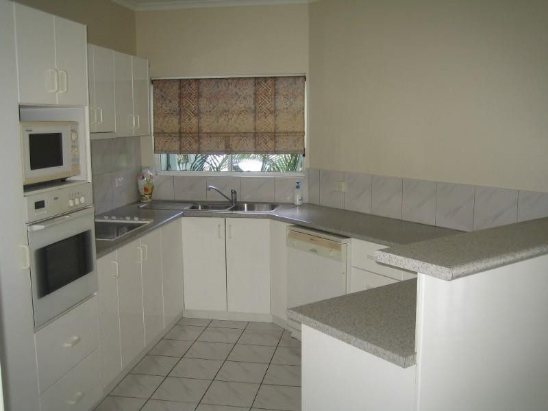 3/44 Moore Street, Trinity Beach QLD 4879