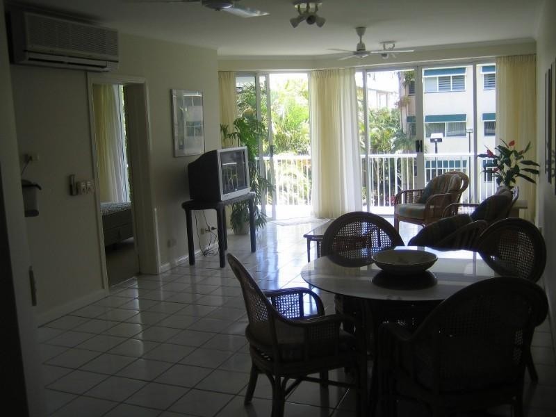 3/44 Moore Street, Trinity Beach QLD 4879