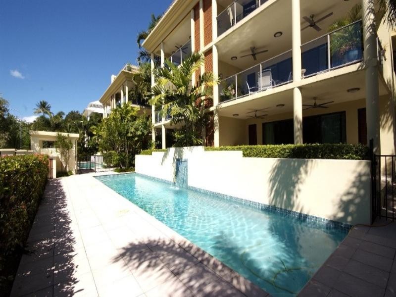 Yorkeys Knob QLD 4878