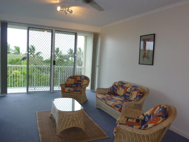 Trinity Beach QLD 4879