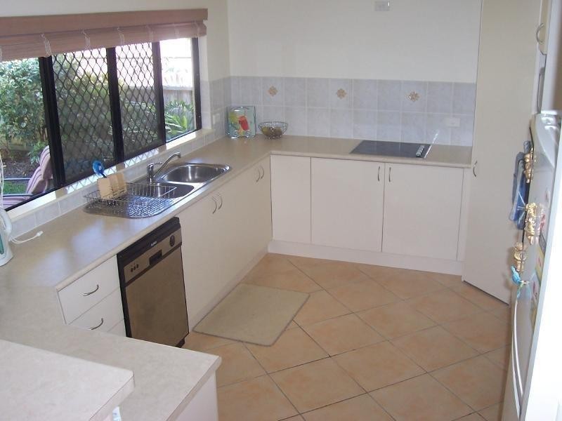 6 Kirra Close, Kewarra Beach QLD 4879