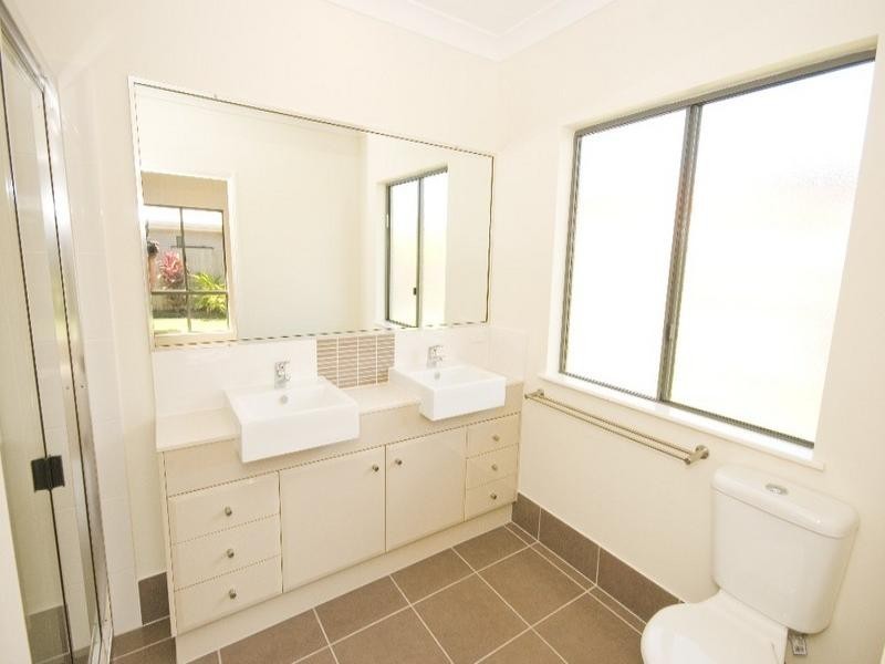 34 Hockey Avenue, Smithfield QLD 4878