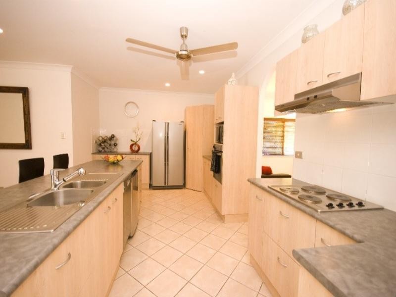 Clifton Beach QLD 4879