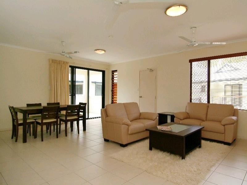 9/1 Keem Street, Trinity Beach QLD 4879