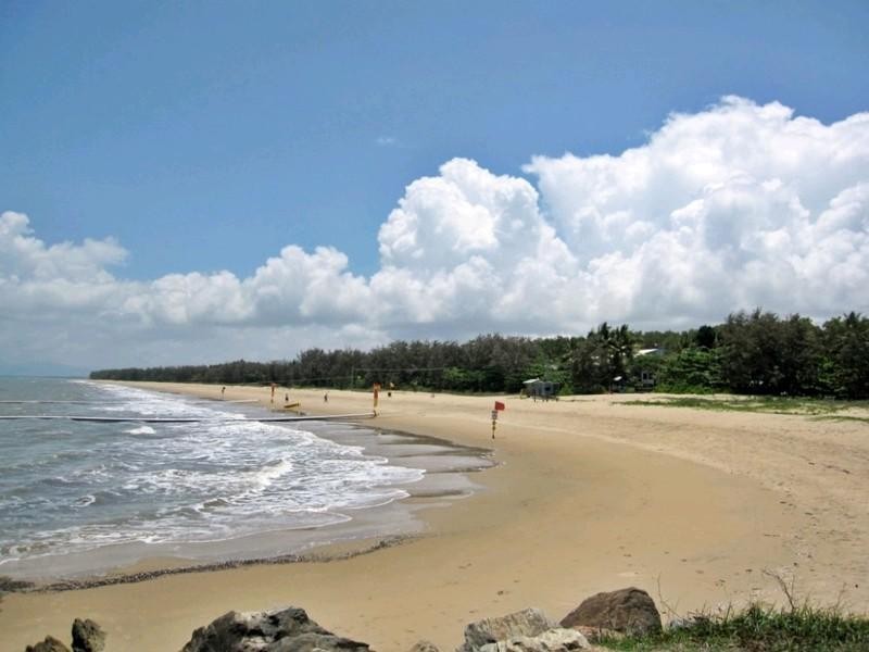 Yorkeys Knob QLD 4878